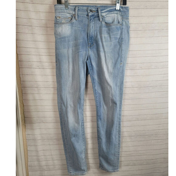 GOOD AMERICAN GOOD WAIST LIGHT WASH JEANS, SZ 6/28 - Picture 1 of 14